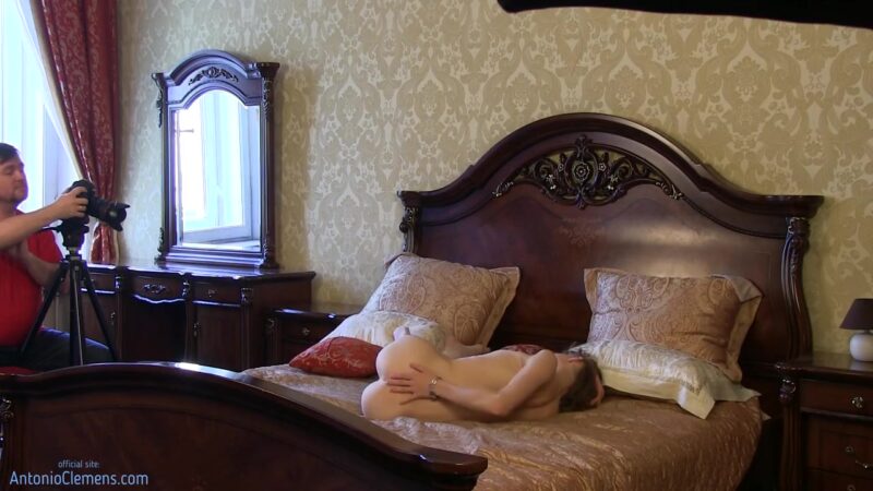 Charming Slim Ballerina Annett Poses For Me For A Video. -5