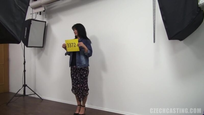 E1429 Monika 3372