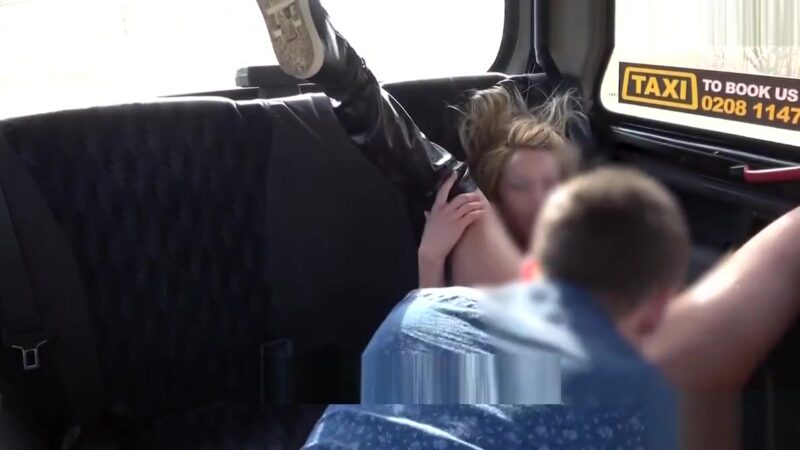 Fuck the Taxi driver for free ride