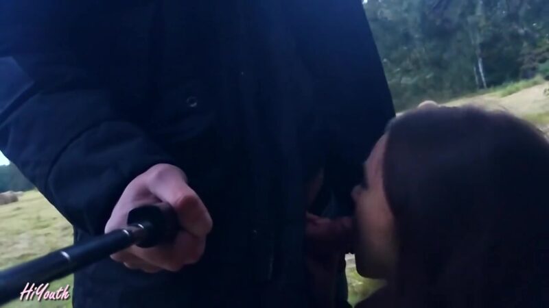 Hiyouth - Risky Outdoor Blowjob. We Were Walking In The