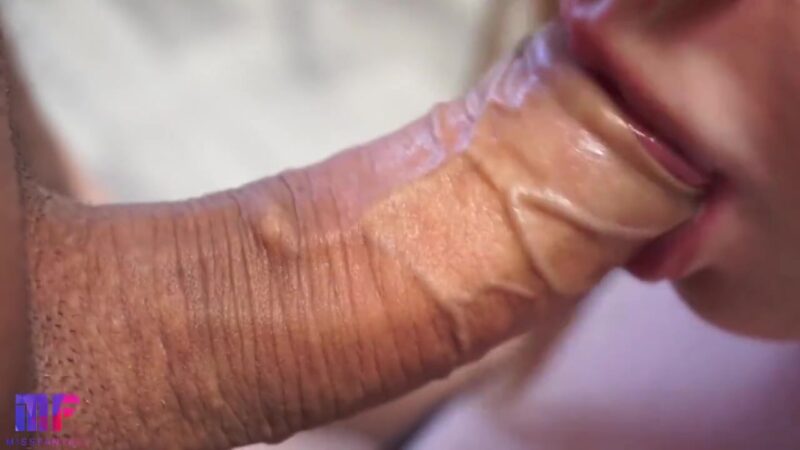 Close-up Gentle Blowjob Oral Creampie