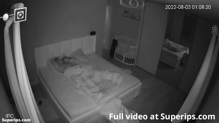 IPCAM â Little Ukrainian woman pleases her husband